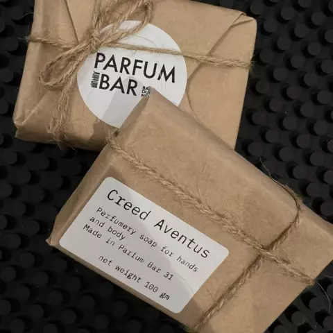 An image of a product called "Aventus" Parfüm sabunu 100 qr